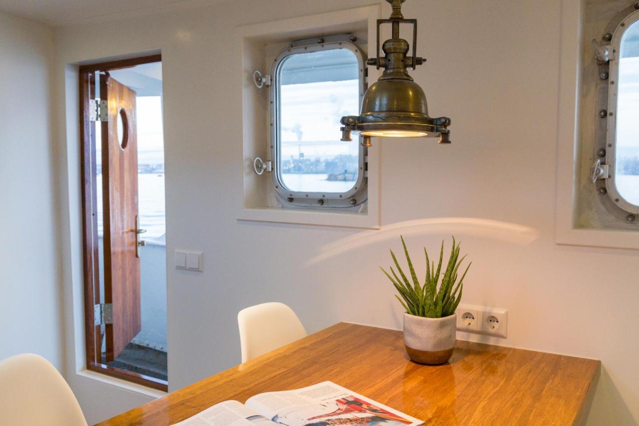 M/S Svalbard B&B أمستردام المظهر الخارجي الصورة